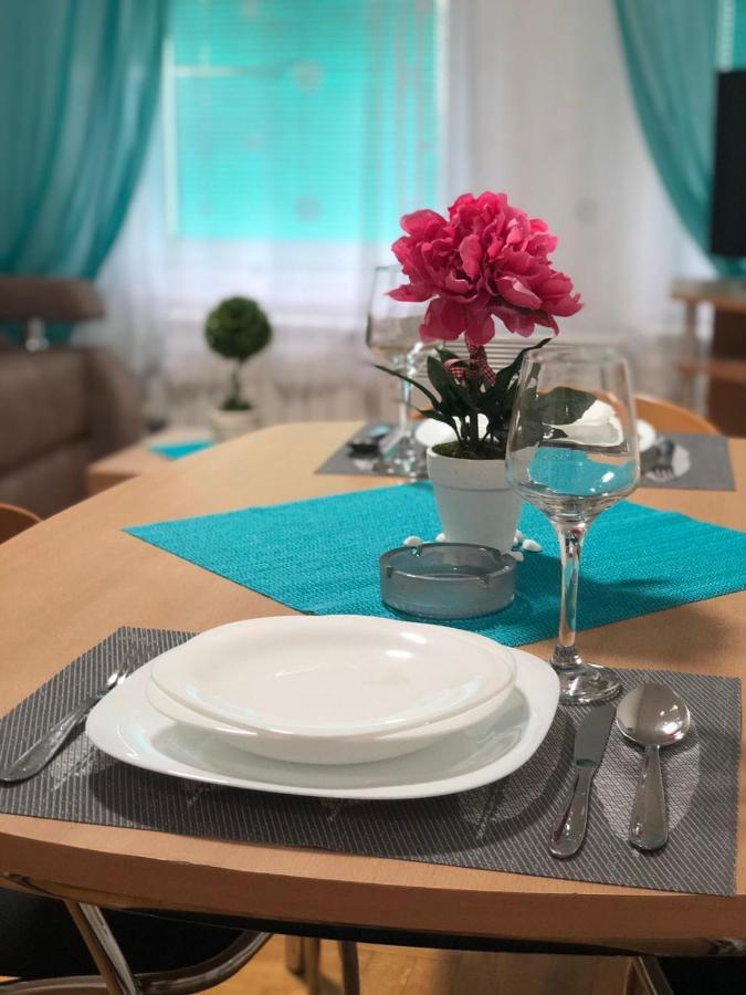 Bellavista Apartmani สตราลาปาโฮวา ภายนอก รูปภาพ